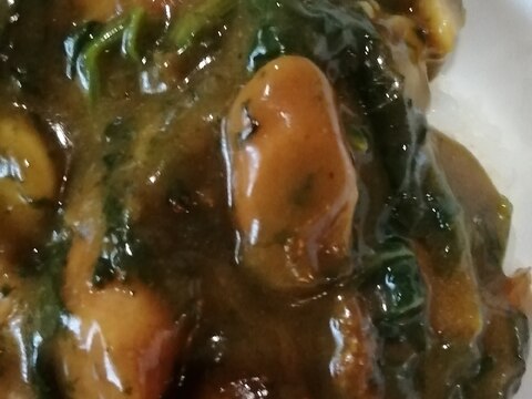 ほうれん草とウィンナーのバターカレー